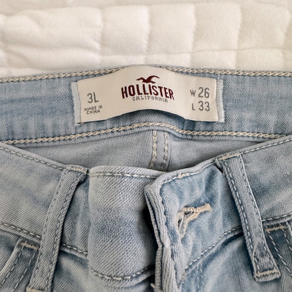 Hollister Jeans - Picture 2 of 3